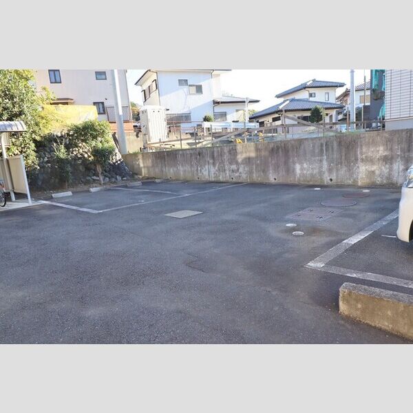 カーサ ピノリーブロ 駐車場