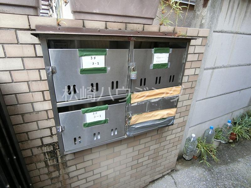 川瀬ビル3階 部屋その他