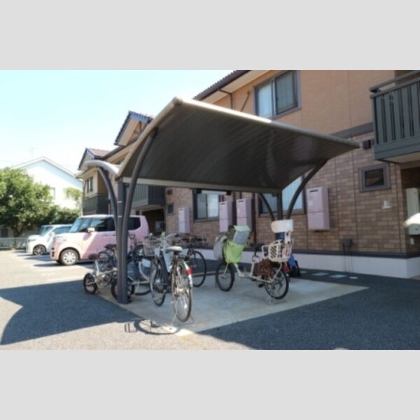 ルミエール 駐輪場