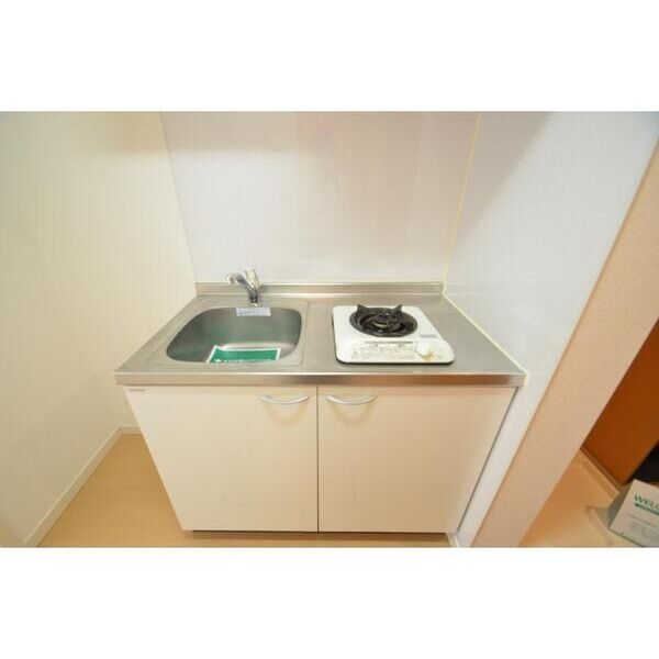 フラットエイトB101号室 キッチン