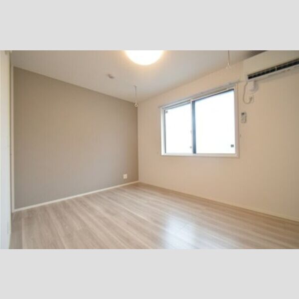 レンテ本厚木101号室 居室