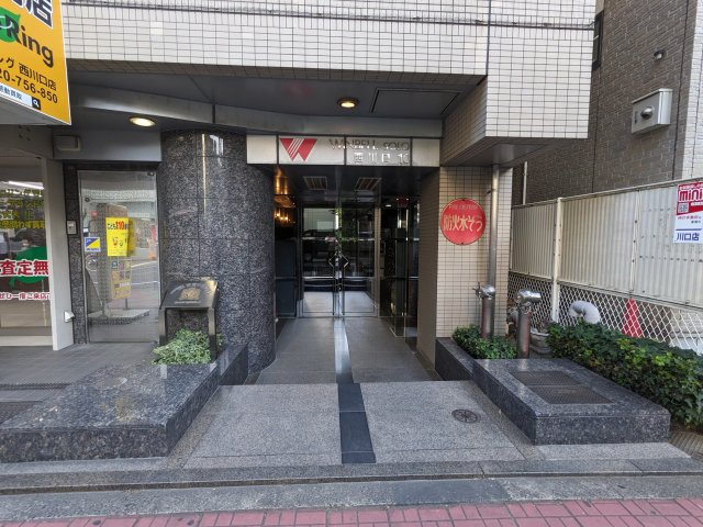 ウインベルソロ西川口第10 エントランス