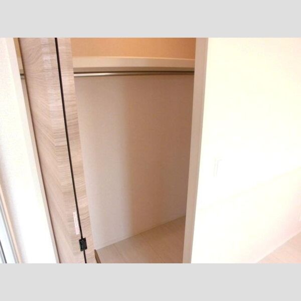 クローネ ウォークインクローゼット