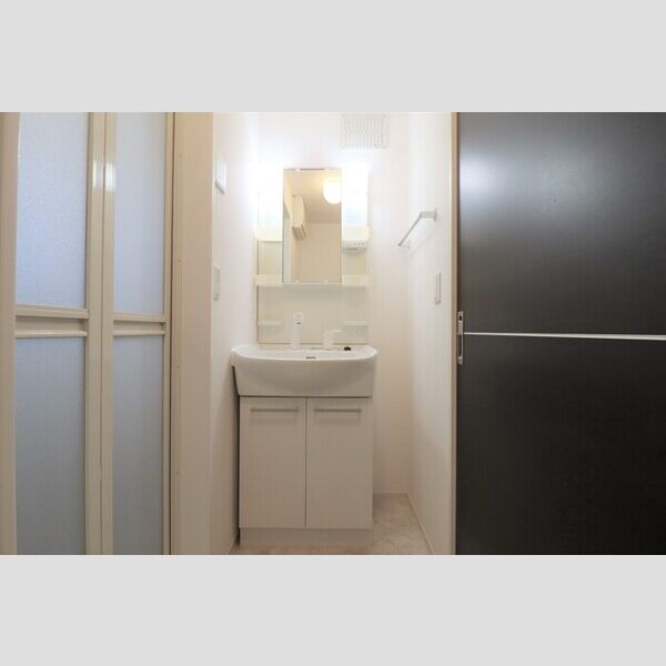 ブリランテレイク 洗髪洗面化粧台