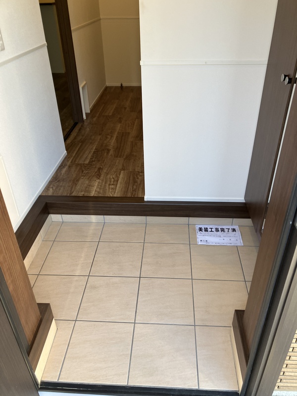 メゾンドールⅩ 玄関