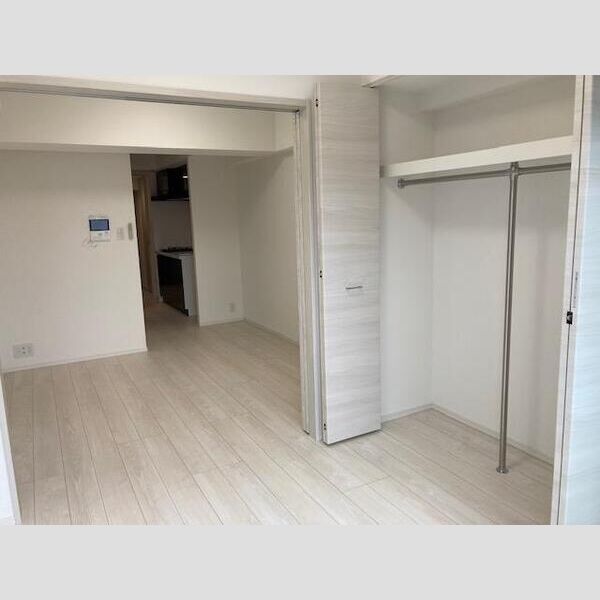 S-RESIDENCE菊川rivie902号室 リビング