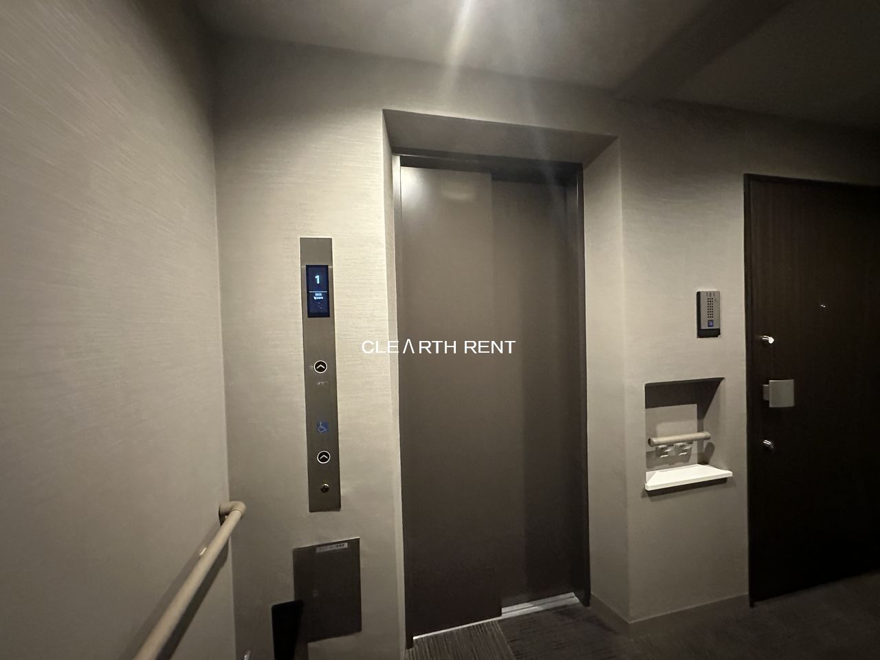 コンシェリア中野弥生町 ＴＨＥ ＲＥＳＩＤＥＮＣＥ3階 エレベーター前