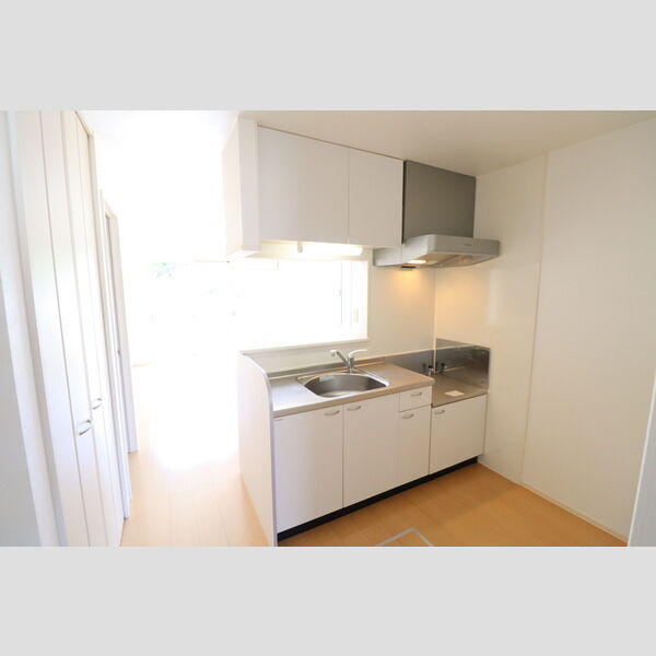 プランドール岩野木101号室 対面キッチン