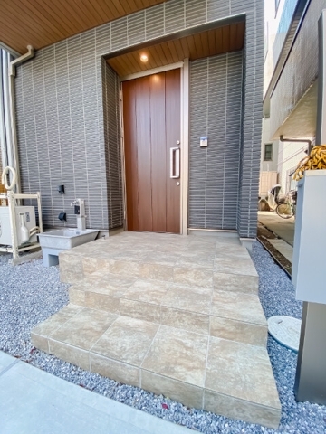 六実４丁目戸建て貸家 エントランス