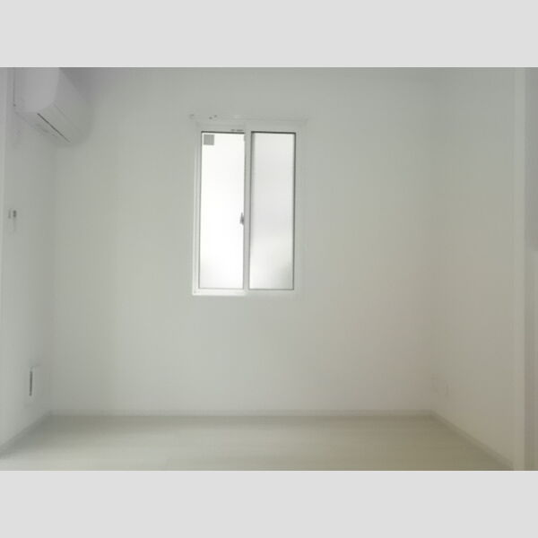 ルミエールD 洋室