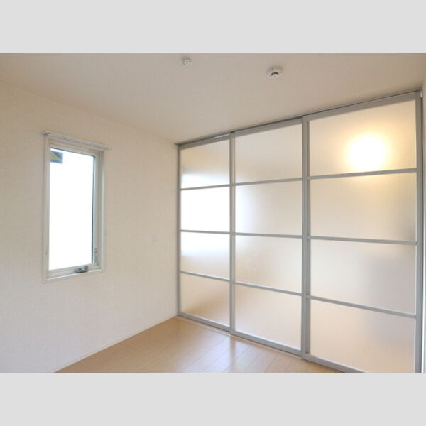 グレイスフィールド103号室 洋室