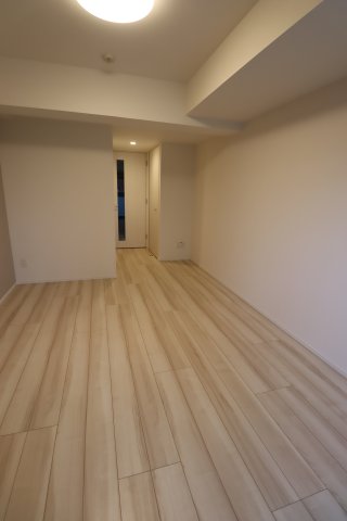 GENOVIA新子安0404号室 リビング