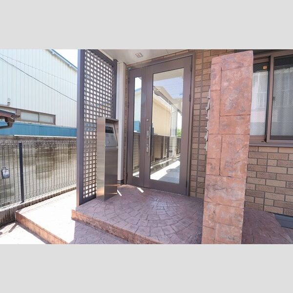 トミージュ103号室 エントランス