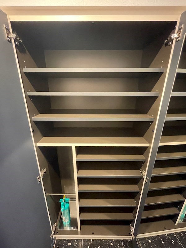 レジディア三越前13階 収納