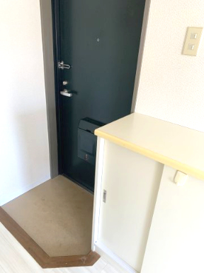 アンタント相原12号室 玄関