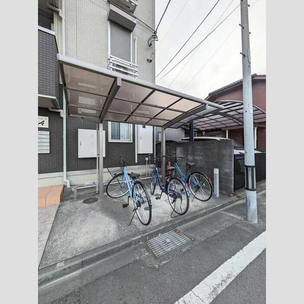 メゾン　ボナール　A102号室 駐輪場