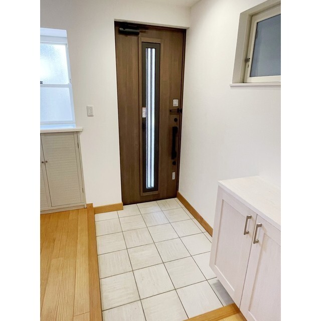 梅丘戸建て 玄関