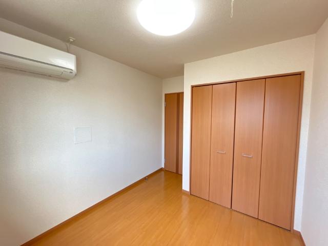 ション　ドゥ　ソレイユ 洋室