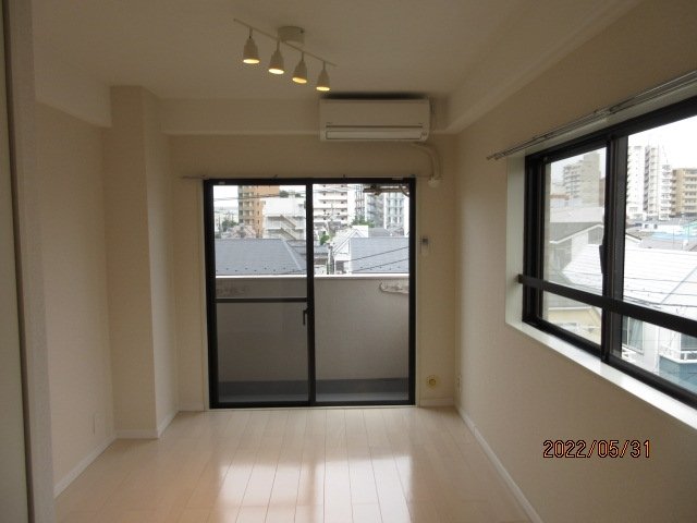 ライオンズマンション志村坂上第２3階 同建物別部屋の参考画像