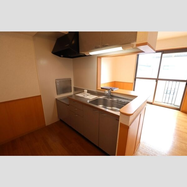 SAKURA Garden　B 対面キッチン