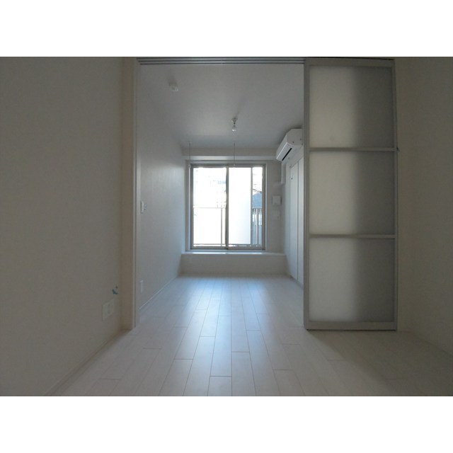 ラクレイス横濱関内0101号室 内観