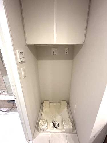 ＡＳＵＫＡＹＡＭＡ　ＲＥＳＩＤＥＮＣＥ 室内洗濯機置き場