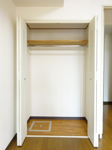 ライオンズマンション高津 収納