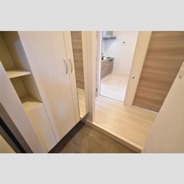 アーバンコートツマダ103号室 玄関