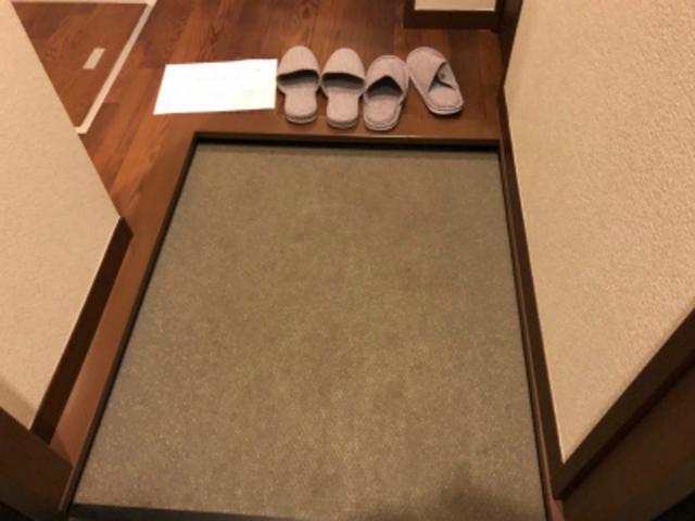 セノーテ1階 玄関