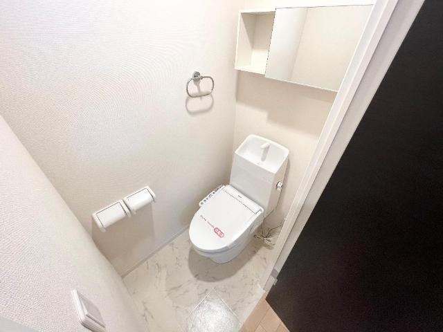 リバレイン202号室 トイレ