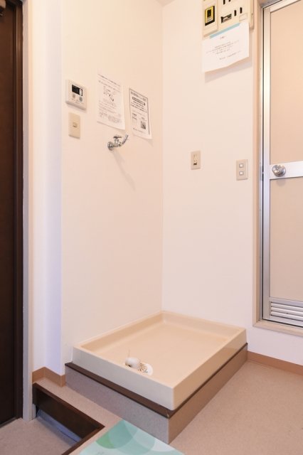 エスポワール（中野区）1階 室内洗濯機置場