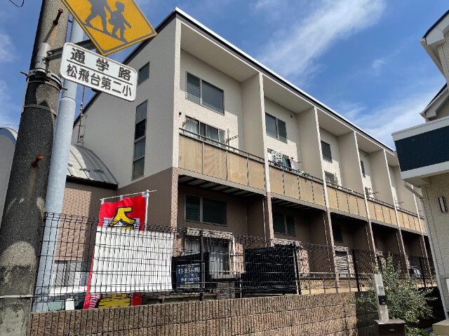 サンヴィアーレ松飛台1階 外観