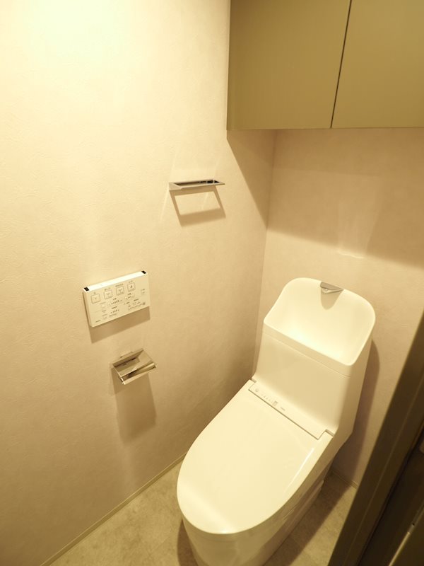 ドゥーエ日暮里1階 トイレ