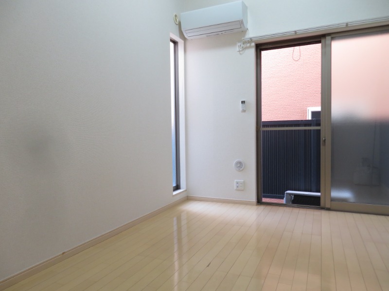 ドミール本郷台Ⅱ ＊別号室の写真となります。