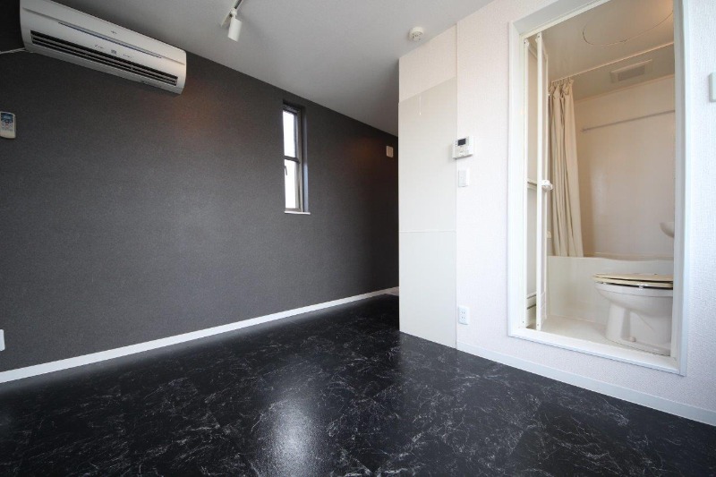 GAP成田東2階 ※別部屋