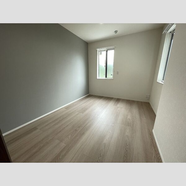 オルテンシア別所102号室 洋室