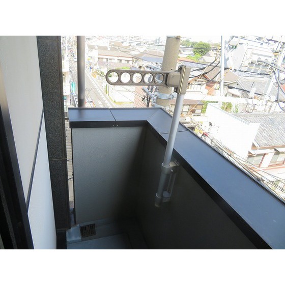 シンザンⅢ（旧第２ＹＡＭＡＤＡビル）0402号室 バルコニー