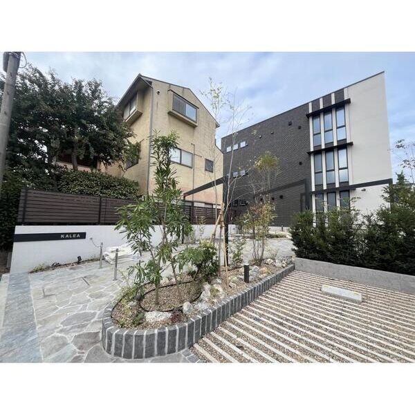 KALEA104号室 エントランス