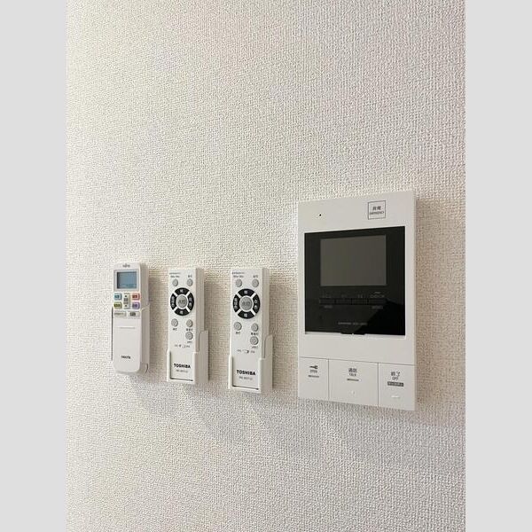 S-RESIDENCE富士見ヶ丘afford305号室 リビング