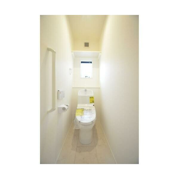 Bene多摩蘭坂201号室 トイレ