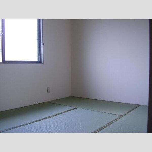 ヴァンベール冨士105号室 和室