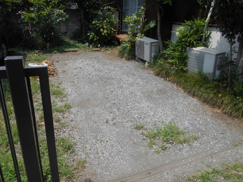 山田テラスハウス 駐車場