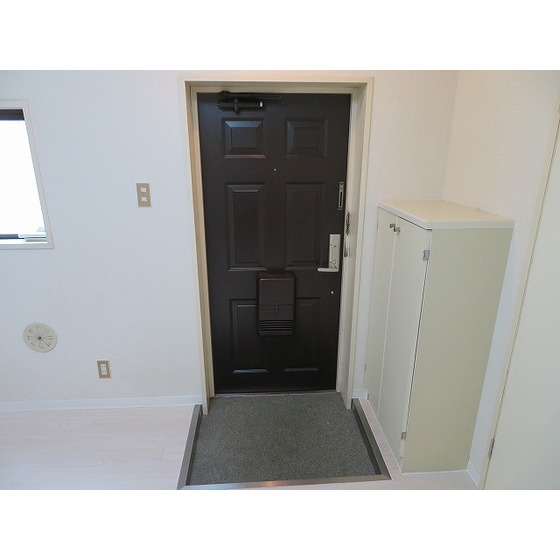 三番館竹下0204号室 玄関