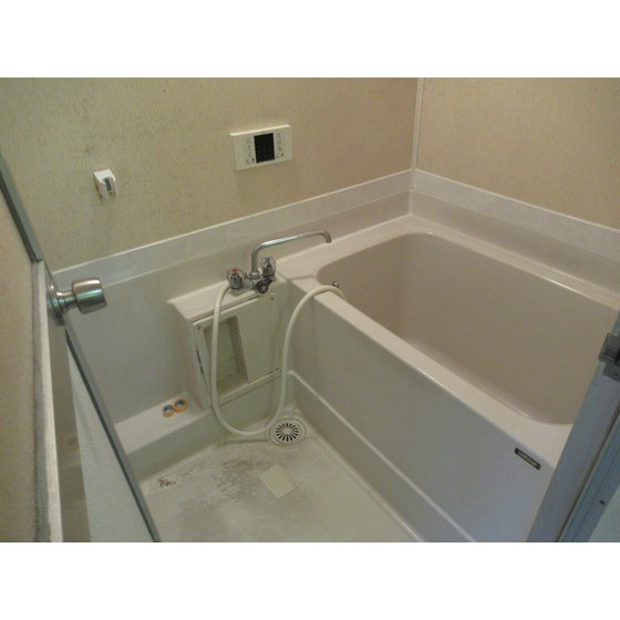 シュロス中之庭 風呂