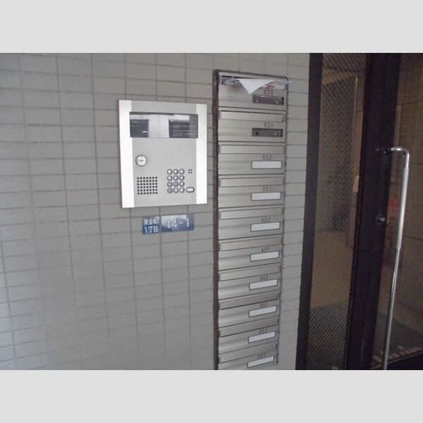 クレスト東金町601号室 オートロック・集合ポスト