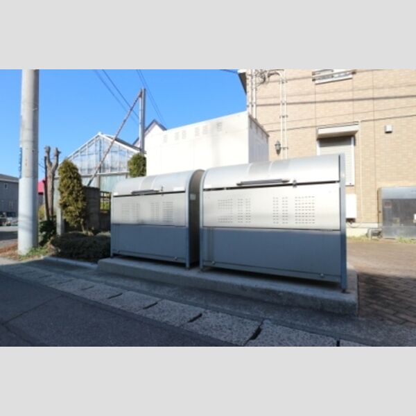 ソレーユソシア柏 敷地内ゴミ置場