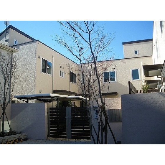 メイプルアベニュー吉祥寺1階 外観