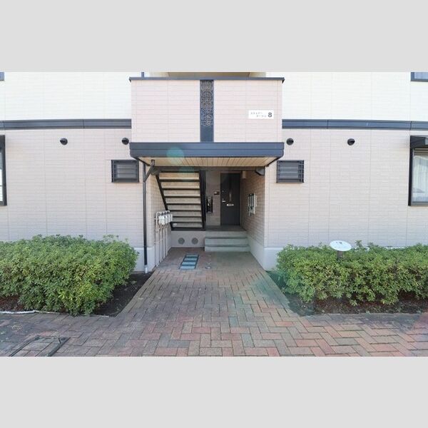 スクウェアガーデン　Ⅷ エントランス