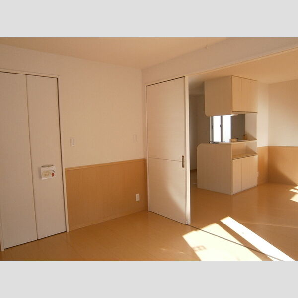 セブンオークス　A・B・C・D・E・F・GC101号室 洋室　6帖