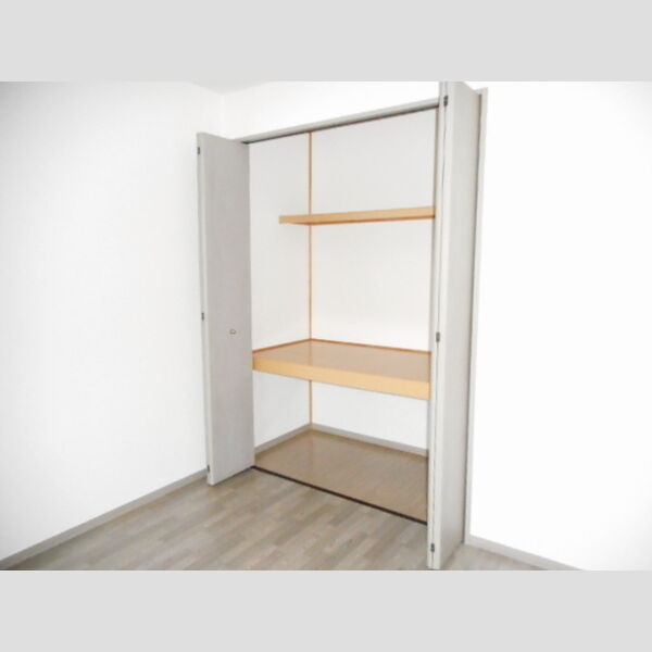 ラ・グラシューズ クローゼット